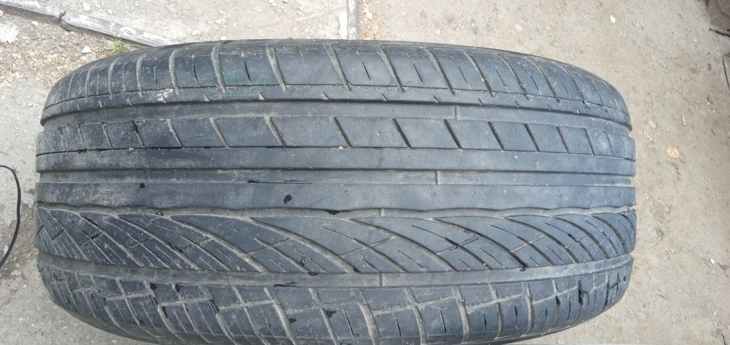 Продам резину Bridgestone 225/65/17 102h и  hi-fly 275/55/20 117v xl