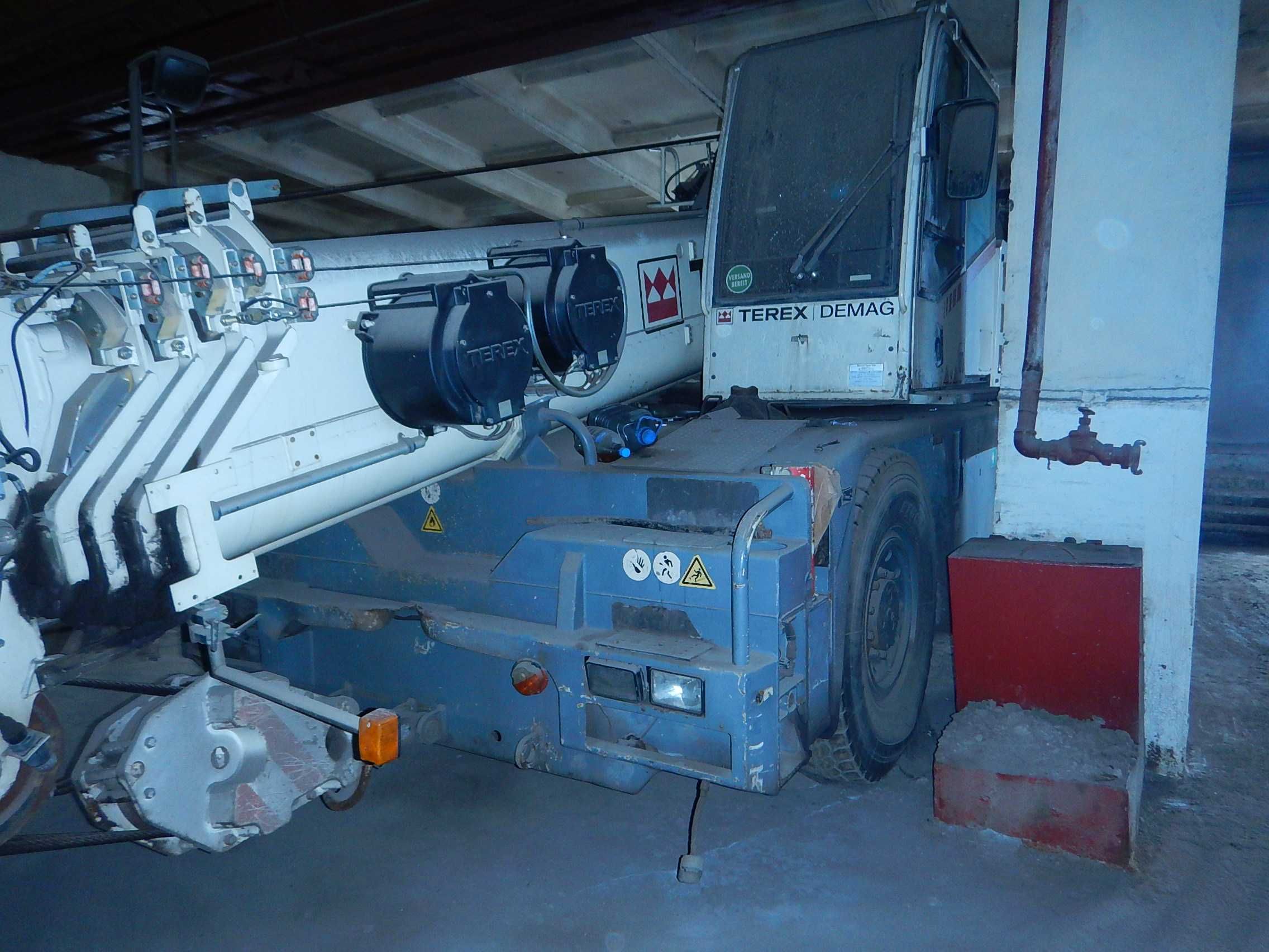 Автокран Terex Demag
