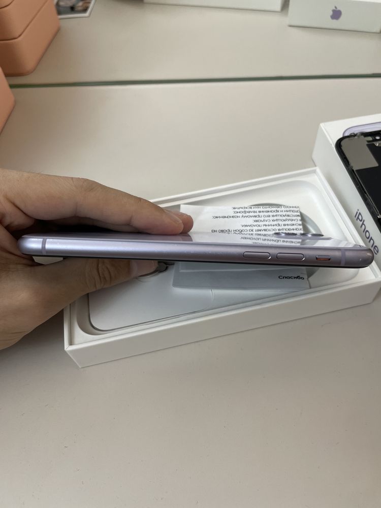 Продается iPhone 11 128 гб в сиреневом цвете