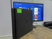 Play station4 (slim) 1tb