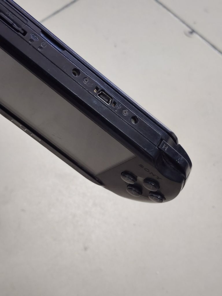 Сатам PSP / Продам PSP