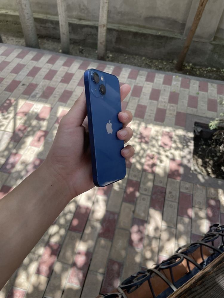Айфон 13, 128 Г память