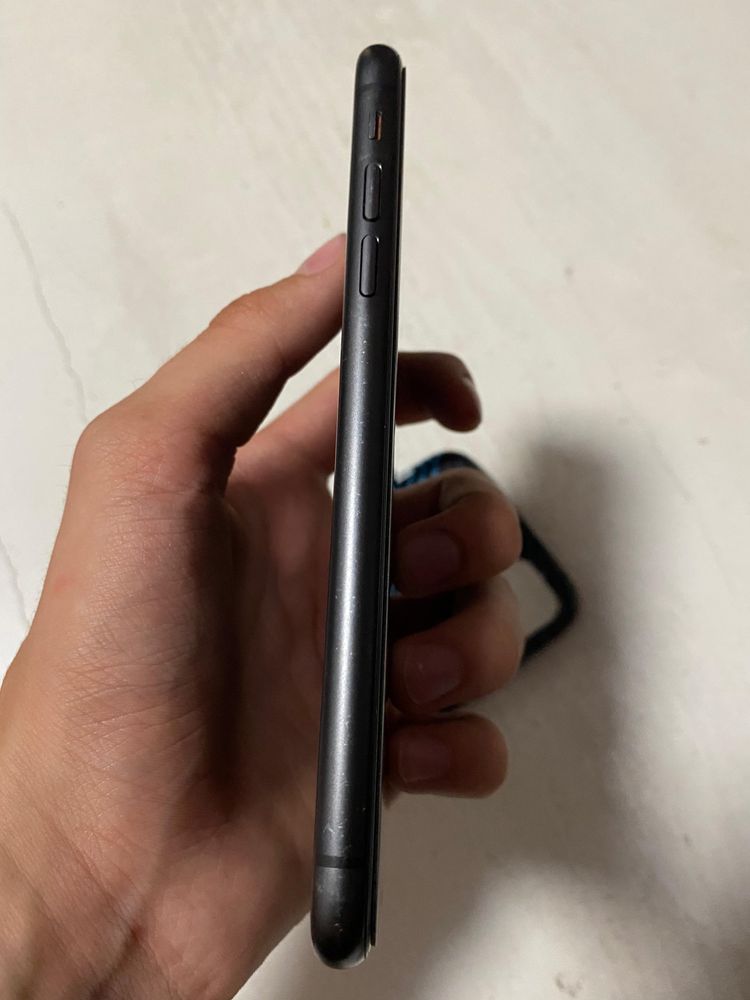 iPhone 11 128gb Black , заводское состояние!