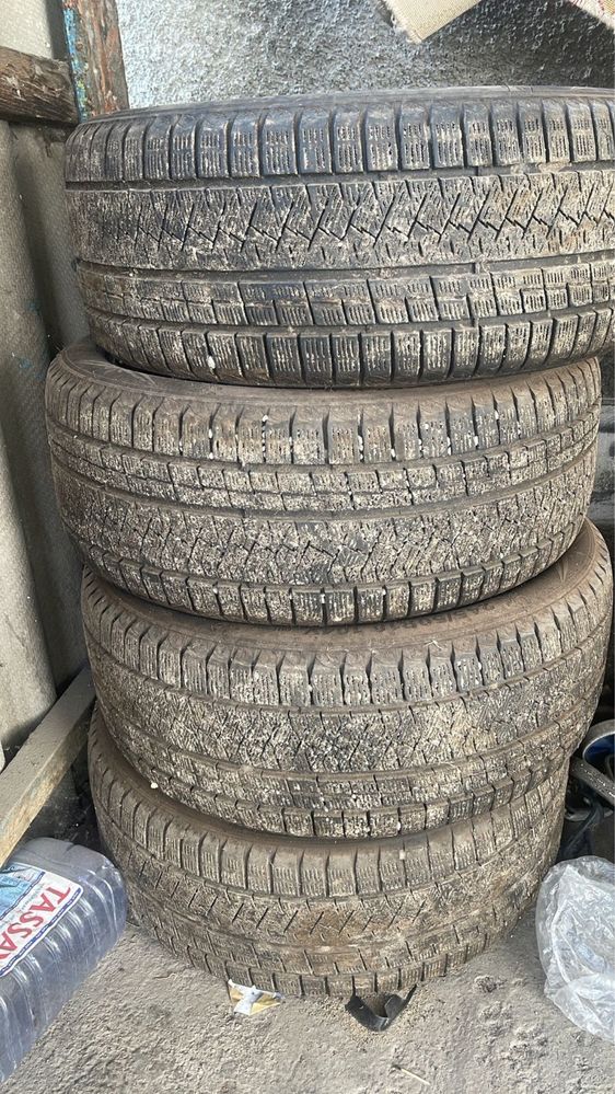 Зимний шины 245/50 r18