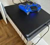 Срочно продам Sony PlayStation 4 slim 512