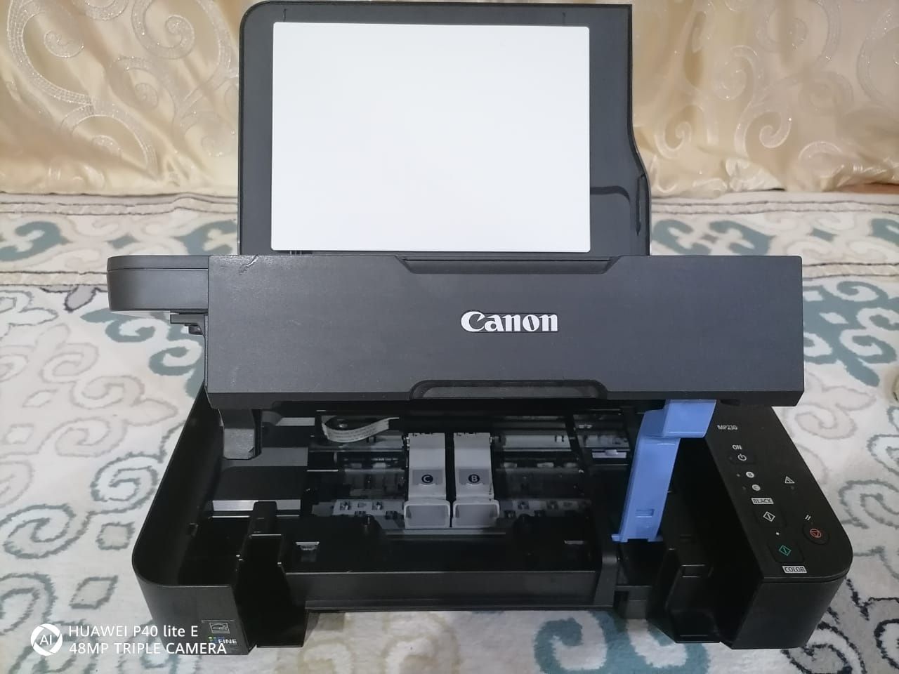 Срочно. Цветной МФУ Canon PIXMA MP230