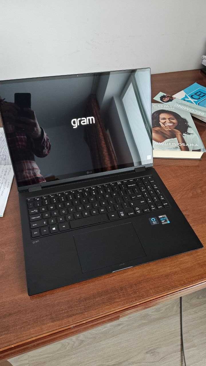 Ноутбук LG GRAM 16 Touch UltraHD / CORE i7 / 11 Gen / 16GB / 512G NVMe