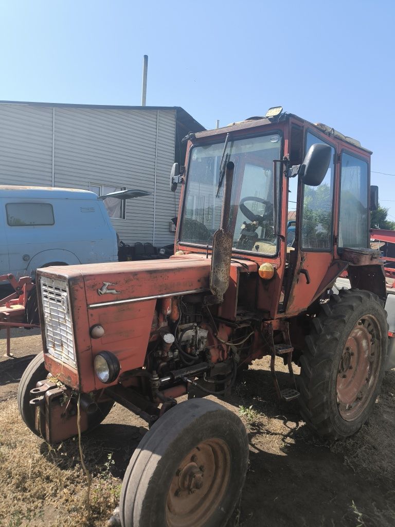 Продам трактор т25