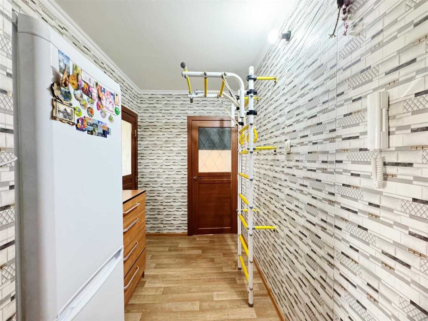 2-х ком по Чайковского, 4 этаж/5. ПОМОЩЬ В ИПОТЕКЕ!