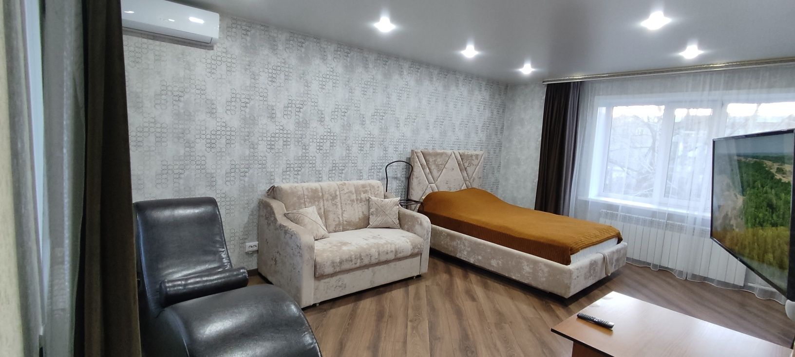 Сдам квартиру с кондиционером  класса *VIP* центр