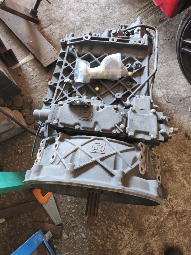 Продам кпп ZF 151