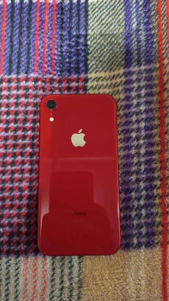 iPhone xr 64гб,76 акум