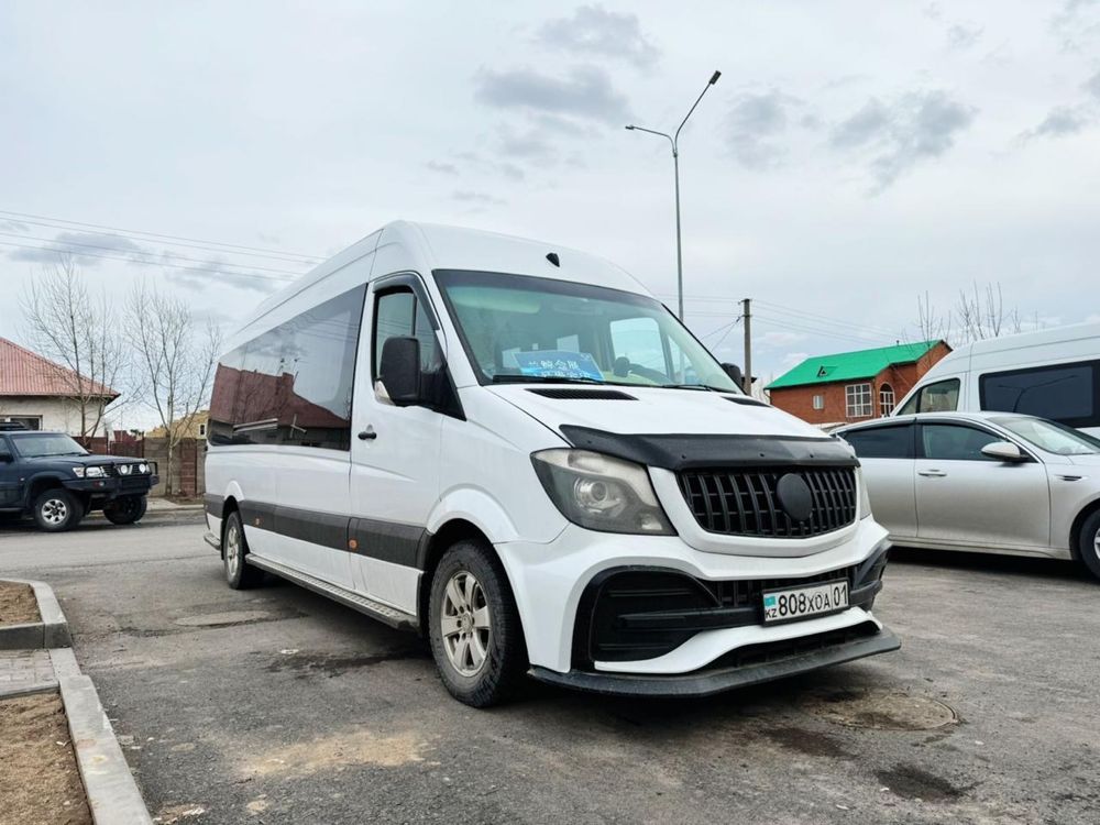 Прокат микроавтобуса минивэна развозка трансфер межгород тойота хайс