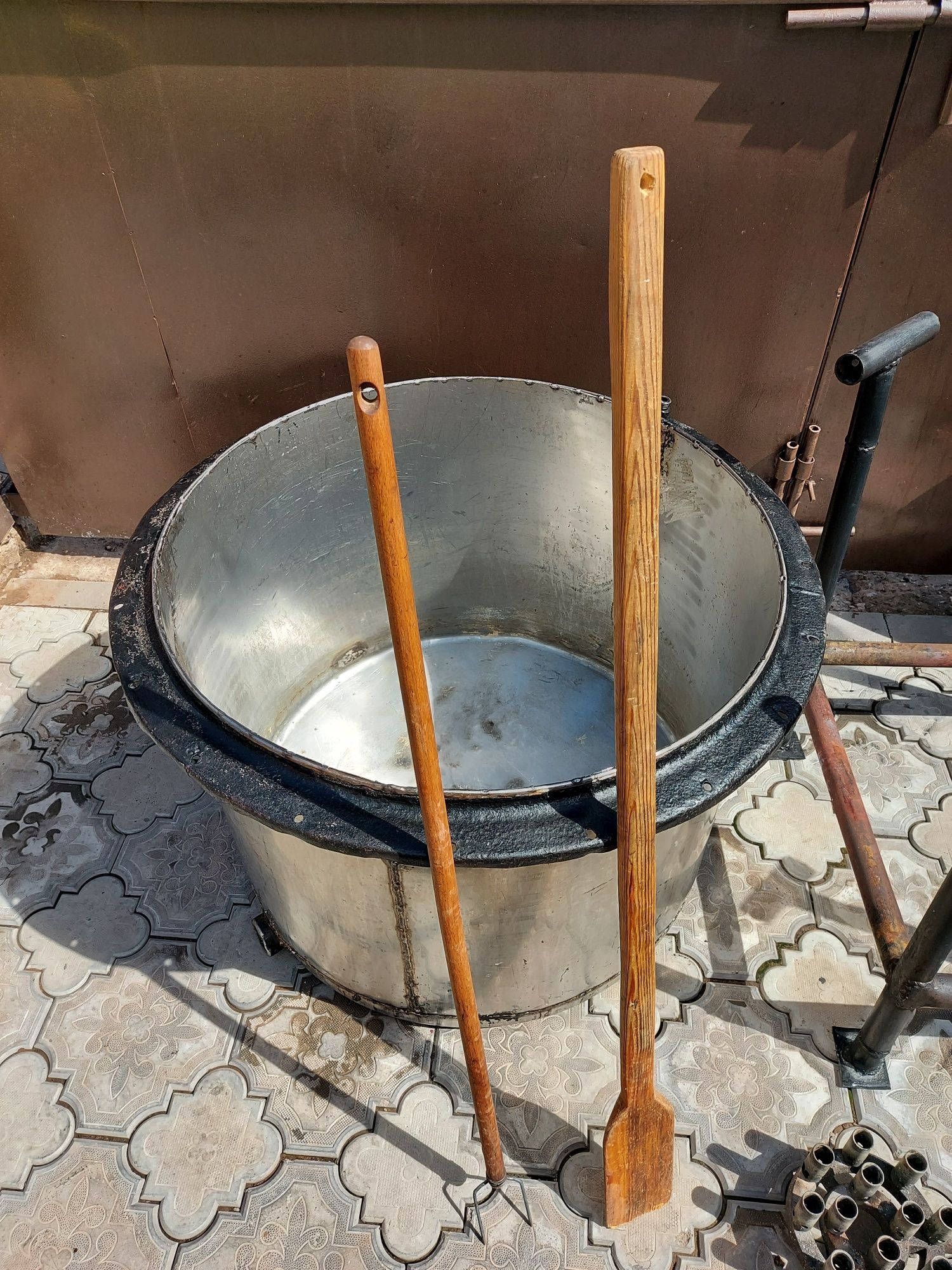 Чан для мясо в хорошем состоянии