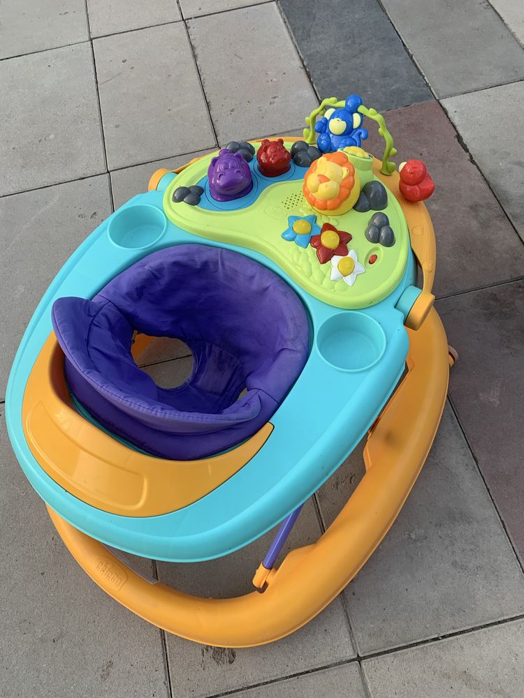 Продам ходунки Chicco