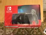 Nintendo switch в отличном состоянии все имеется, не прошитый.