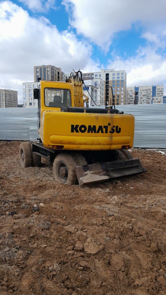 Продам экскаватор СРОЧНО Komatsu PC130