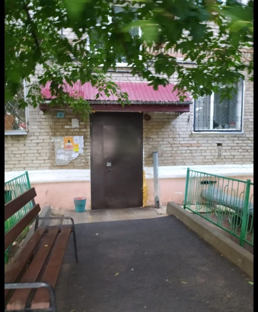 Продам 2 комнатную квартиру