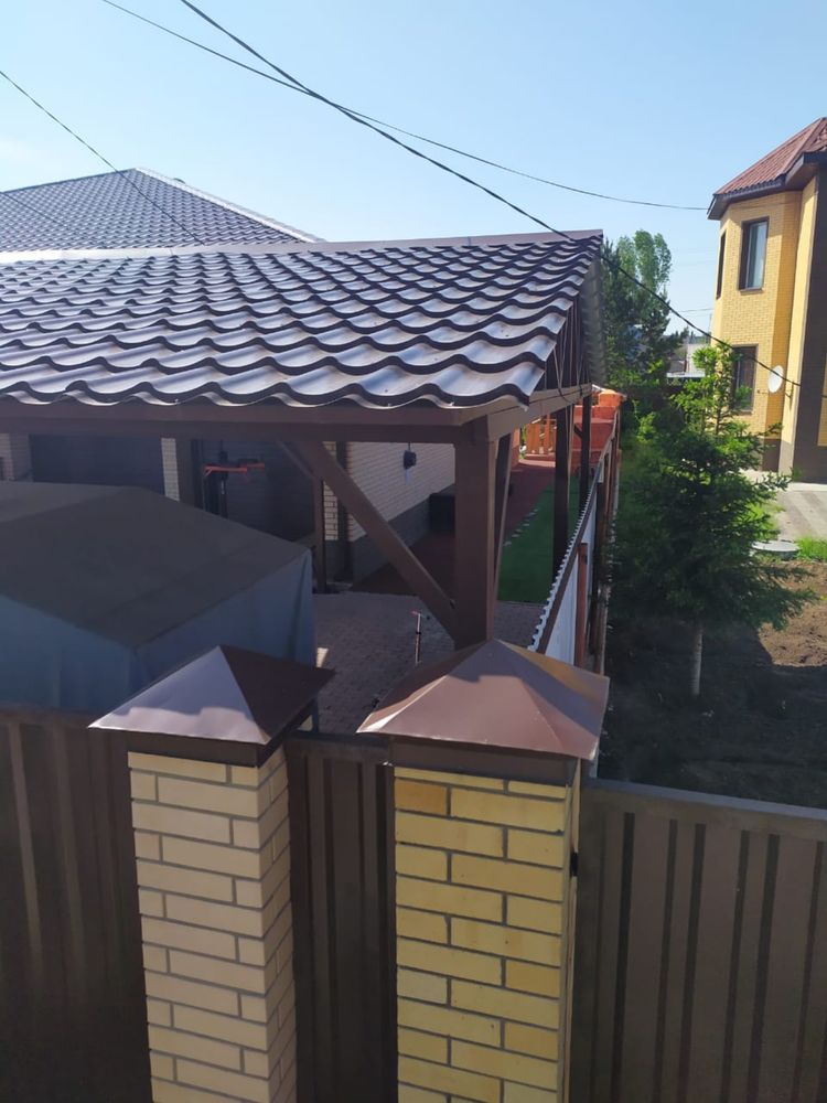 Колпак на колонну забора