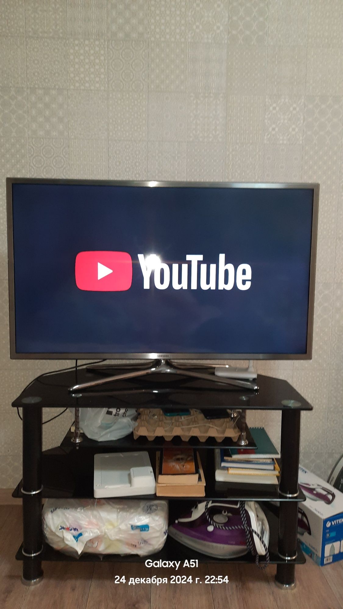Samsung LED TV: 1920 x 1080, LED, FULL HD, 120 Гц
Тюнеры: DVB-T2, DVB-