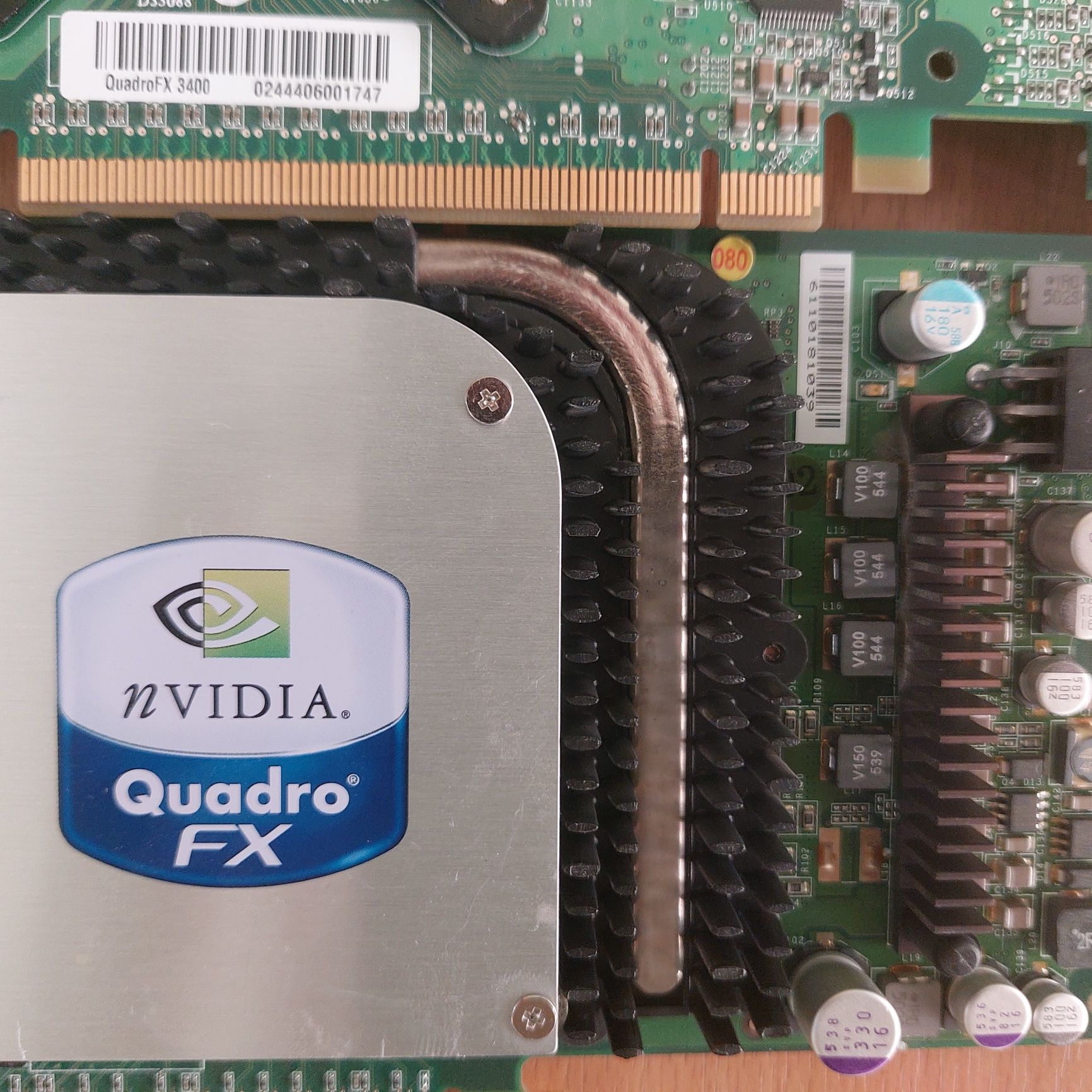 десктопная видеокарта на архитектуре Curie Quadro FX 3400