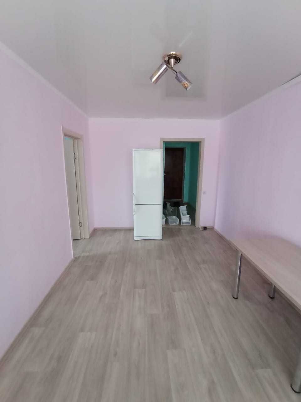 Продам 2 комн. квартиру в Уральске