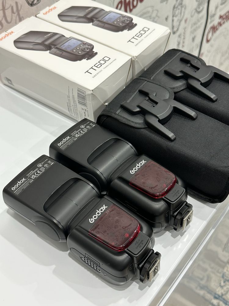 Вспышки godox TT600