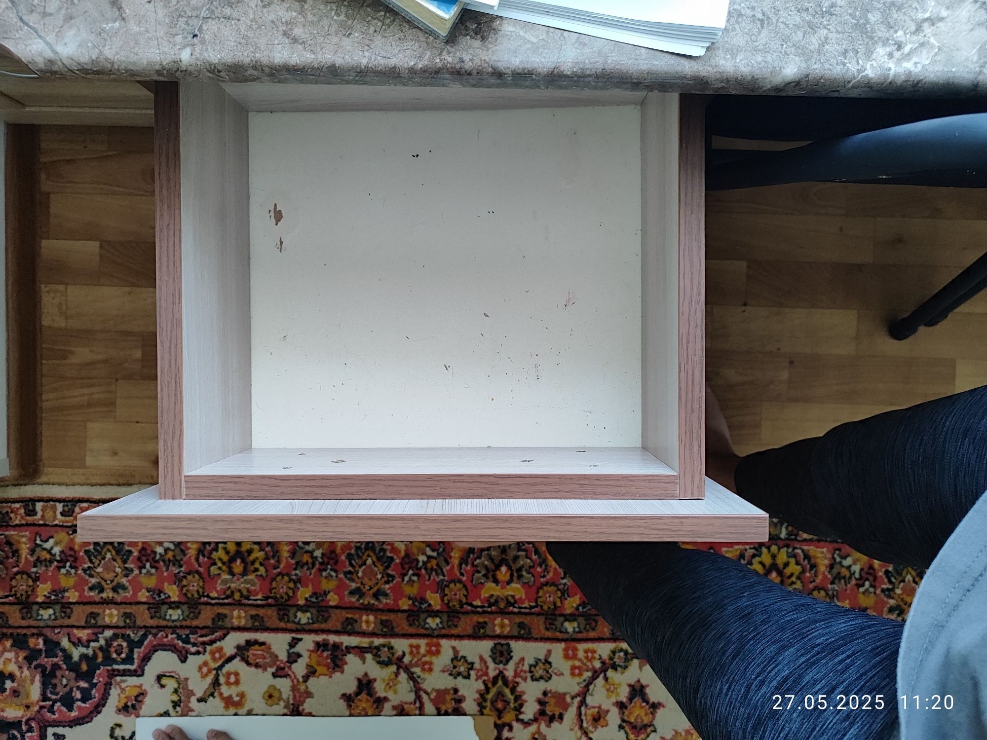 СРОЧНО! Продам б/у стол для двоих
Размеры: 190×50×75 см
Прочный, с тол