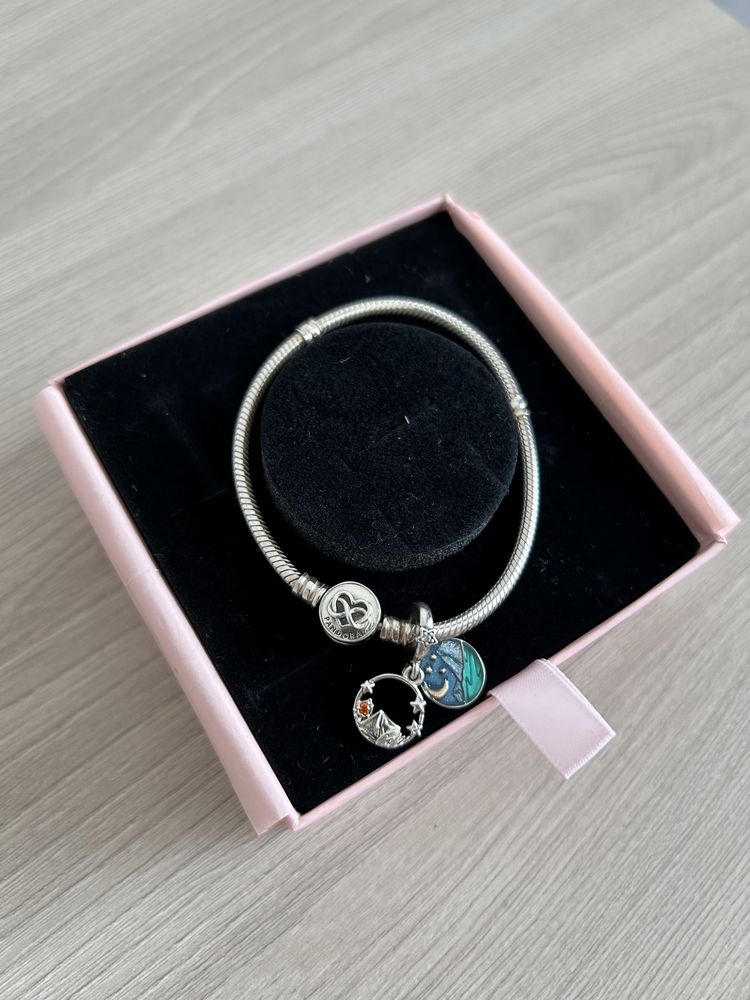 Продам браслет Pandora с шармом