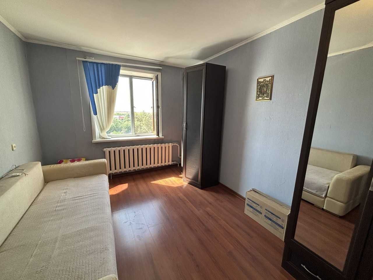 Продам 2-ком квартиру в 7 мкр