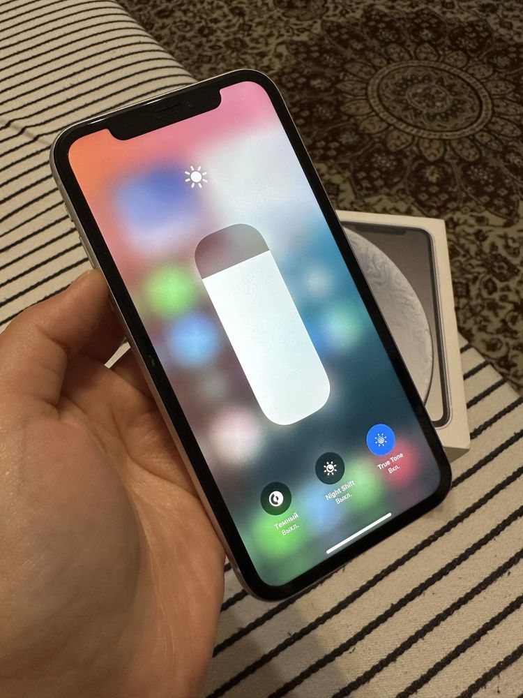 iPhone XR 64gb 85% Как новая