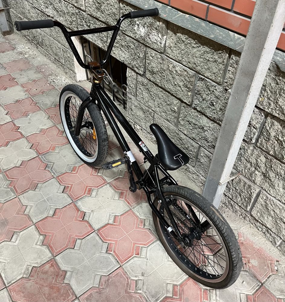 Велосипед BMX оригинал от компании level