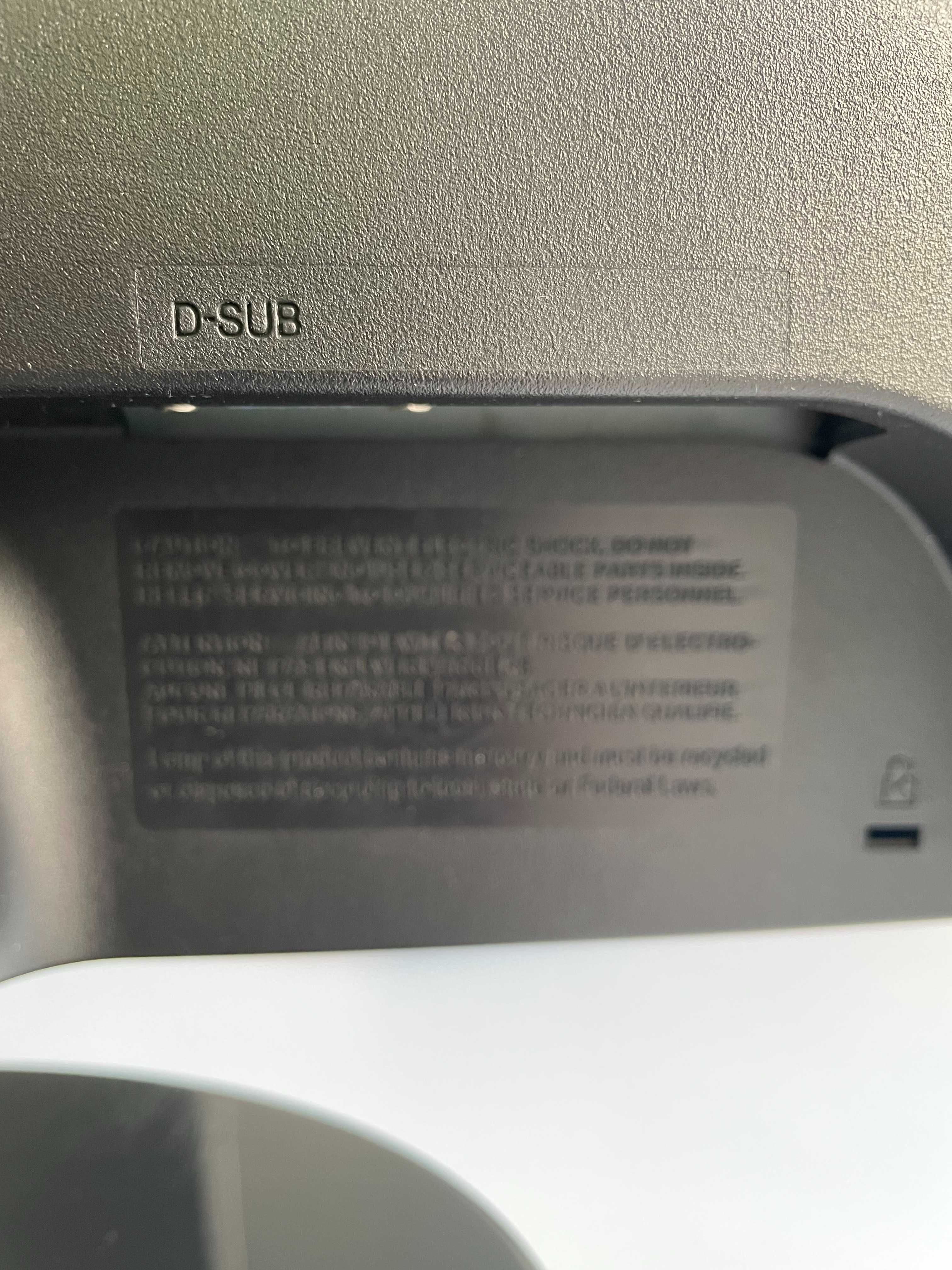 Монитор LG 20 дюймов
