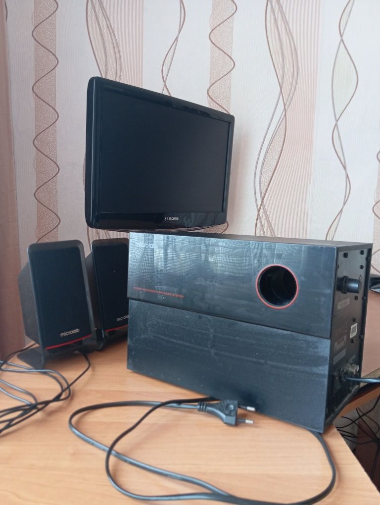 Монитор для компьютера