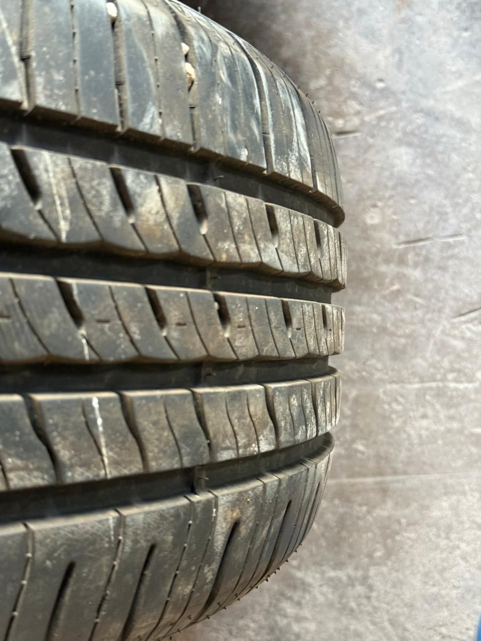 Шины ROADSTONE комплект