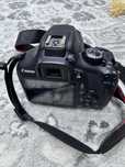 Фотоопарат canon eos 1300 D
