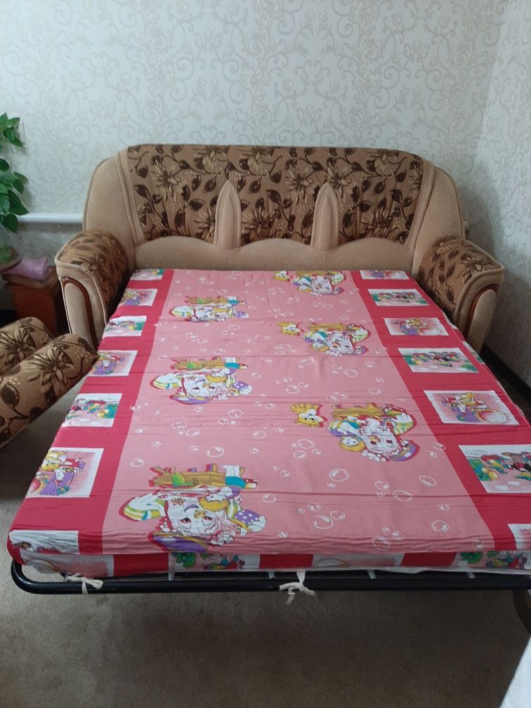 Комплект мягкой мебели