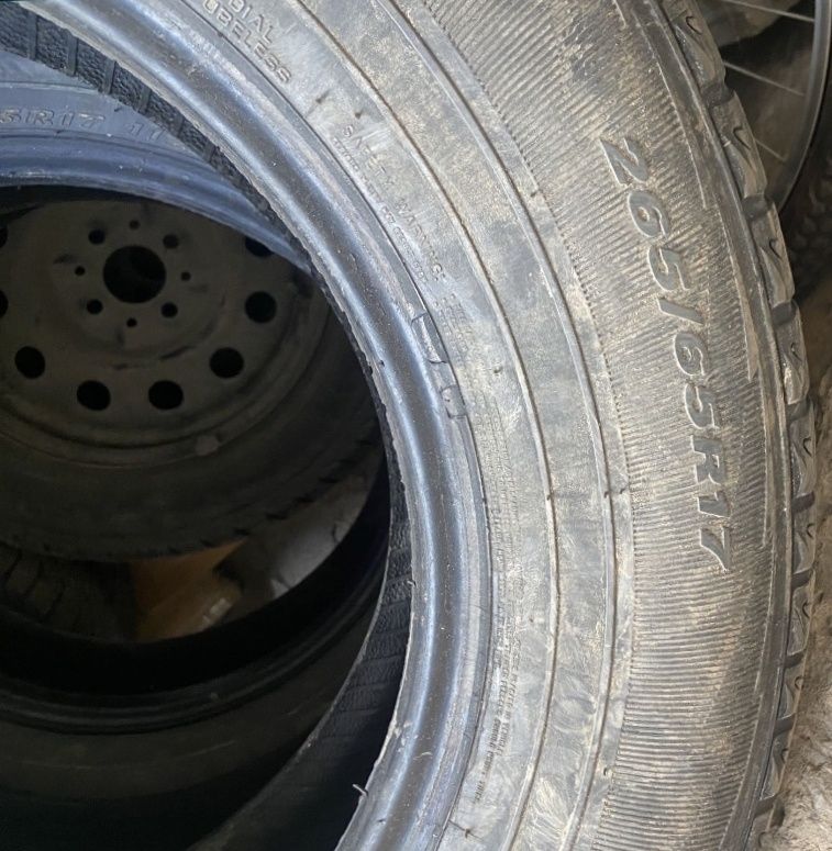 Летние шины Nexen 265/65 R17 — 3 шт. в хорошем состоянии