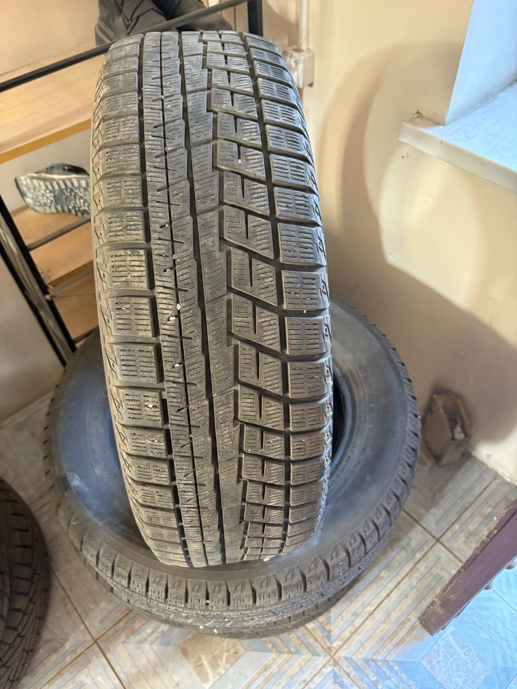 Yokohama 225/65 R17 102Q