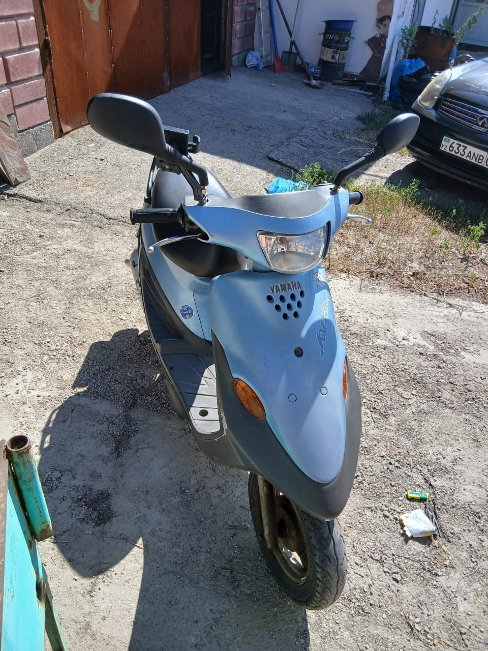 Продам скутер ямаха джог.