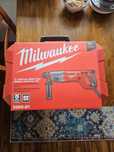 Перфоратор Milwaukee sds plus