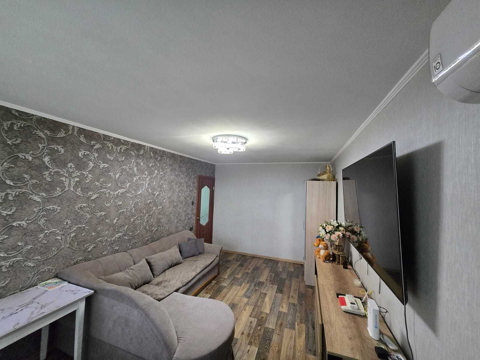 Продам 2-шку в 8 мкр