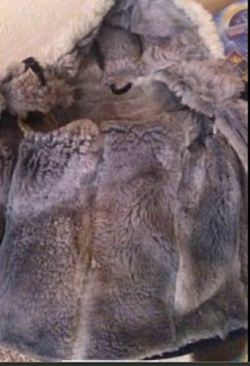 Натуральная дубленка 1-3годика новая