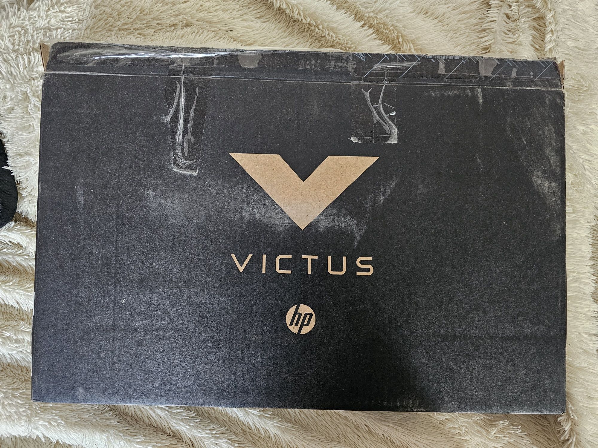 Ноутбук HP Victus 16-d0027ur