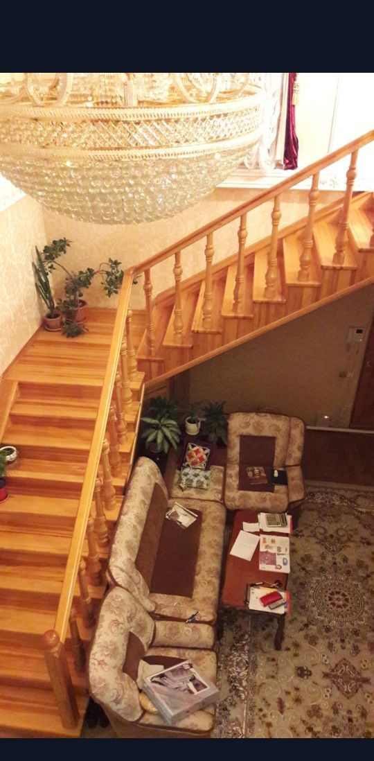 Продам коттедж 700 кв м