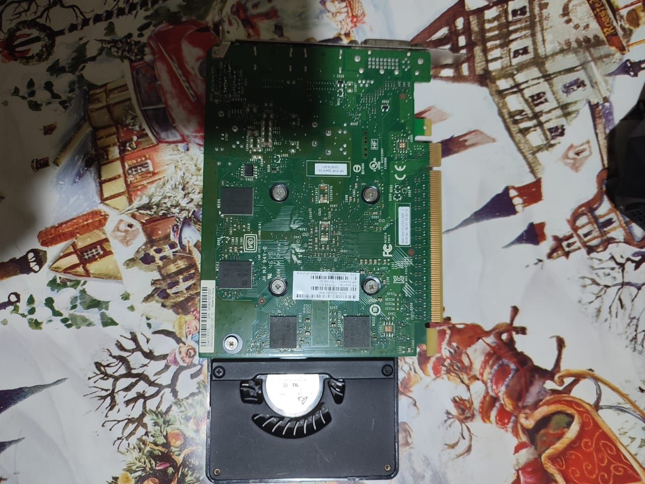 Продам видеокарту Nvidia Quadro K2200. 4gb.