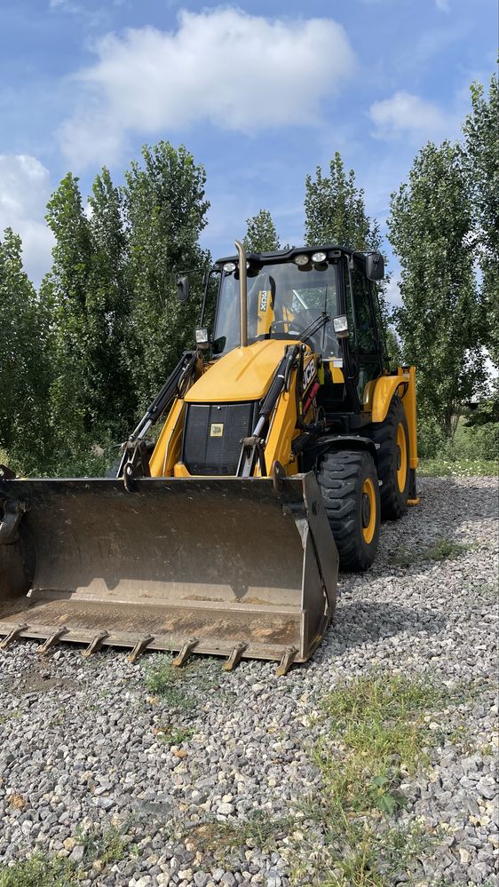 Продам эксковатор погрузчик JCB 3cx 2021 г/в.