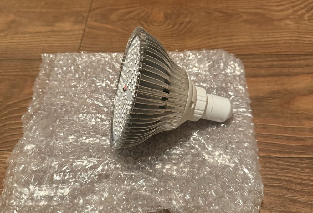Фитолампа Светодиондная Grow Light ZW0190 фитолампа 100 ватт, 3500 К