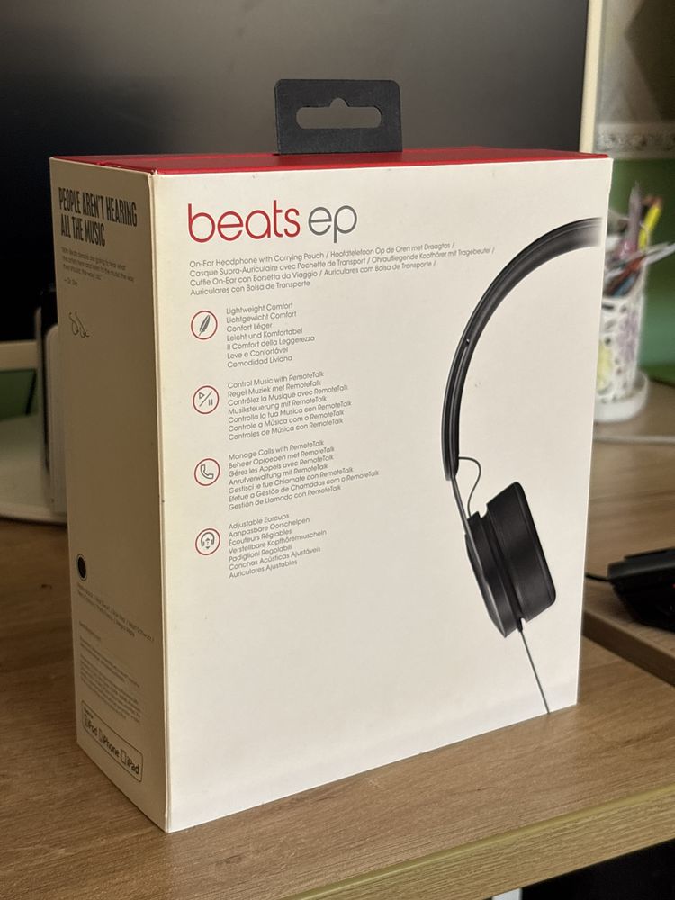 Редкая коробка наушников Beats EP
