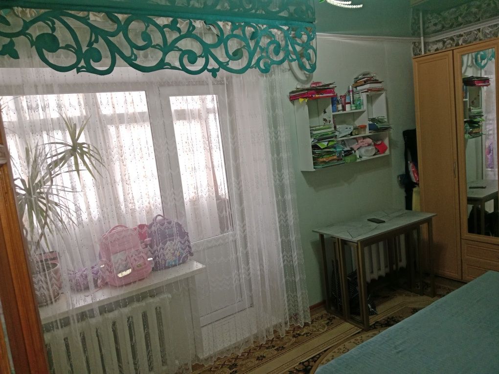 Продам 2х комнатную квартиру в 18мкр.